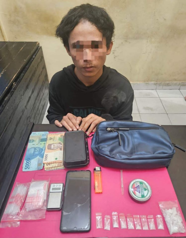 Tim Unit Reskrim Polsek Koto Gasib Amankan Satu Orang Pria Diduga Pelaku Penyalahgunaan Narkotika