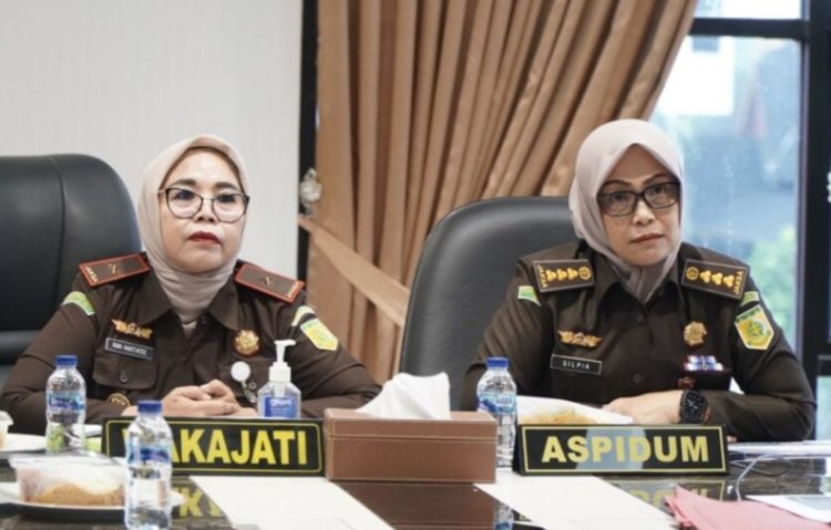 Jaksa Fasilitator Berhasil  Damaikan Dua Perkara Kekerasan Disetujui Untuk Diberhentikan Penuntutanya