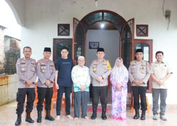 Kapolres Pelalawan Jalin Silaturahmi ke Rumah Tokoh Agama dan Tokoh Masyarakat