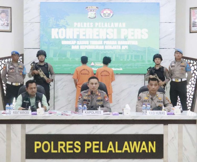 Respon Cepat Polres Pelalawan Tangkap Pengedar Narkotika Bersenjata Api
