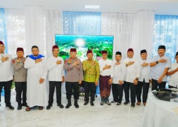 Kapolri Laksanakan Sambang Petang di Pondok Pesantren Nurul Azhar
