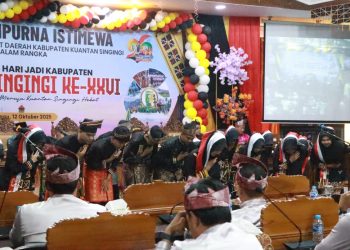 Dalam Rangka Peringati Hari Jadi Ke-26, DPRD Kuansing Menggelar Rapat Paripurna Istimewa