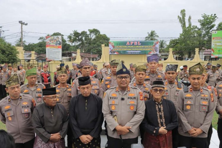 Polres Kampar Berkibar dengan Tanjak dan Selempang, Lestarikan Budaya Melayu Riau