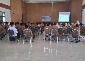 Diskusi Standar Pelayanan di Kecamatan Singingi Hilir