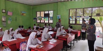Polres Kampar Latih Public Speaking Siswa Sambut Peresmian Jembatan Merah Putih