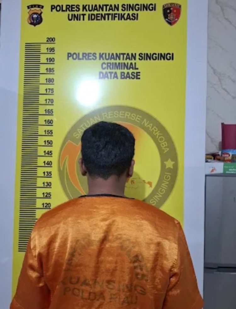 Tim Elang Kuanta Polres Kuansing Tangkap Pengedar Sabu di Sungai Jering, 18 Paket Diamankan