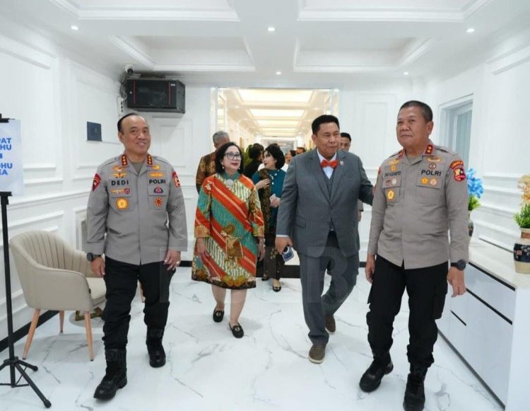 Wakapolri Rilis dua Buku upaya Memperkuat Pengembangan Ilmu Kepolisian Berbasis Riset dan Data