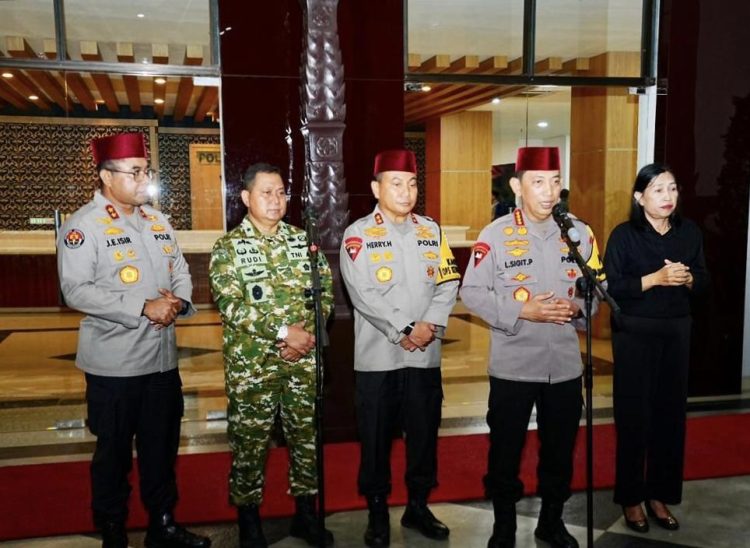 Kapolri Menyampaikan Pesan Tingkatkan Silahturahmi Hingga Menjaga Nilai Persatuan dan Kesatuan ini pesanya