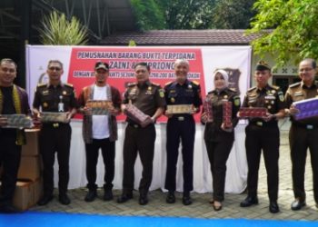 Kejati Riau Memusnahkan Rokok Ilegal Sebanyak 22.289.200 batang Merupakan Rampasan Negera ini kronologinya