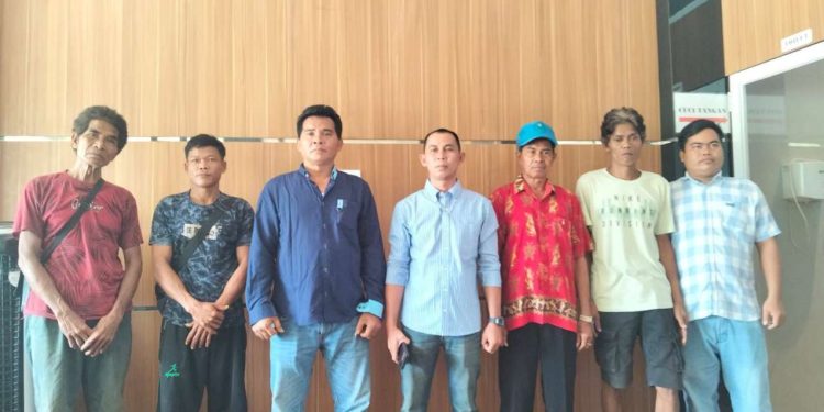 Warga Desa Karanden Kecamatan Lahei Kabupaten Barito Utara Minta Presiden Tindak Tegas PT NPR