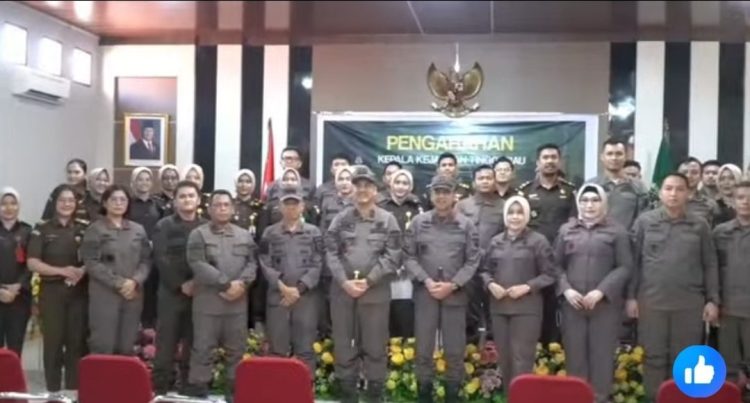 Kejaksaan Tinggi Riau melakukan kunjungan kerja ke Kejaksaan Negeri Rokan Hulu