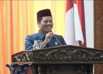 Plt Bupati muklisin Menghadiri Rapat paripurna DPRD, Pengesahan Ranperda pertanggungjawaban APBD 2025