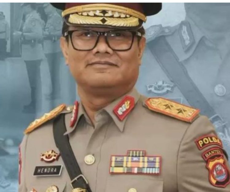 Irjen Pol Hendra Kurniawan Resmi Menjabat Kapolda Banten Gantikan Irjen Pol Hengki