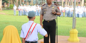 Kapolres Pasaman Barat Pimpin Apel di SMA N 1,Himbau Agar Tertib berlalu -lintas ini keteranganya